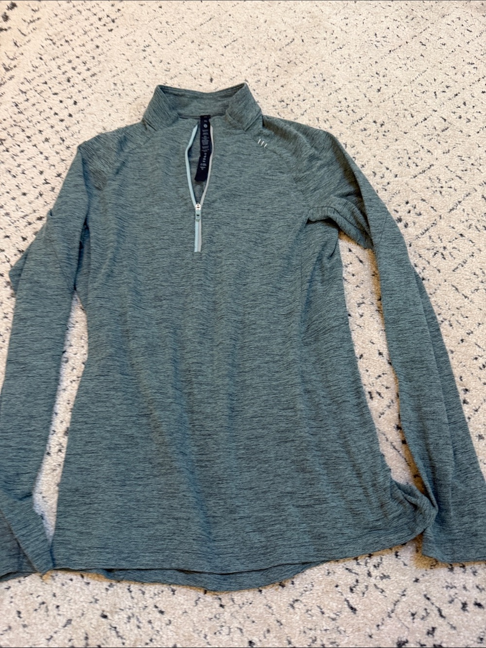 lululemon athletica Men’s Heather Grey/Green Quarter-Zip Pullover Size XS